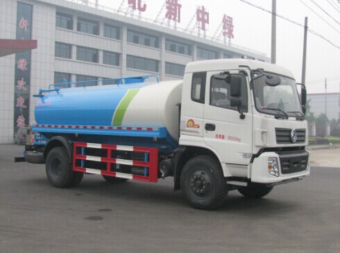 灑水車圖片