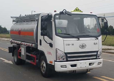 解放5噸加油車圖片 解放5噸加油車圖片