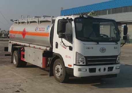 10噸解放虎VH加油車(chē)圖片 10噸解放虎VH加油車(chē)圖片