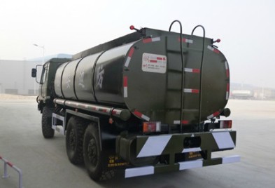 東風(fēng)軍用六驅(qū)越野油罐車圖片
