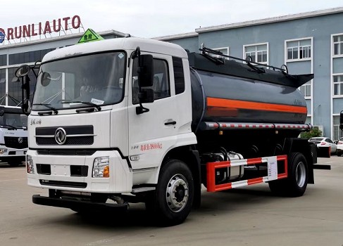 SCS5180GFWDFH型腐蝕性物品罐式運(yùn)輸車(chē)圖片 SCS5180GFWDFH型腐蝕性物品罐式運(yùn)輸車(chē)圖片