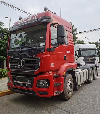 庫存陜汽德龍新款M3000S牽引車 庫存陜汽德龍新款M3000S牽引車