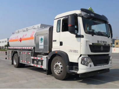 國(guó)五重汽豪沃飛機(jī)加油車 國(guó)五重汽豪沃飛機(jī)加油車