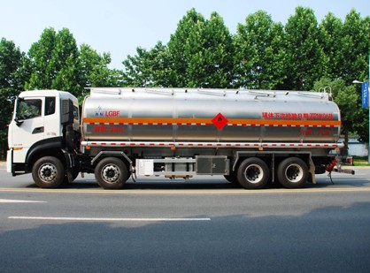 國六東風(fēng)天龍30方運油車 國六東風(fēng)天龍30方運油車