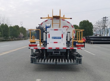 7立方智能型瀝青灑布車(chē) 7立方智能型瀝青灑布車(chē)