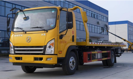 國六大運(yùn)奧普力黃牌清障車