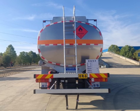 解放JK6前四后八鋁合金油罐車(chē)_程力牌CL5320GYYLBWN型鋁合金運(yùn)油車(chē) 解放JK6前四后八鋁合金油罐車(chē)_程力牌CL5320GYYLBWN型鋁合金運(yùn)油車(chē)